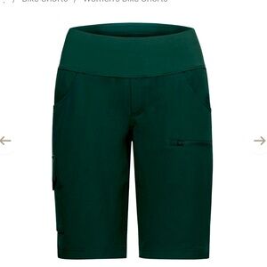 Never Worn Shredly size 10 Womens Bike Shorts